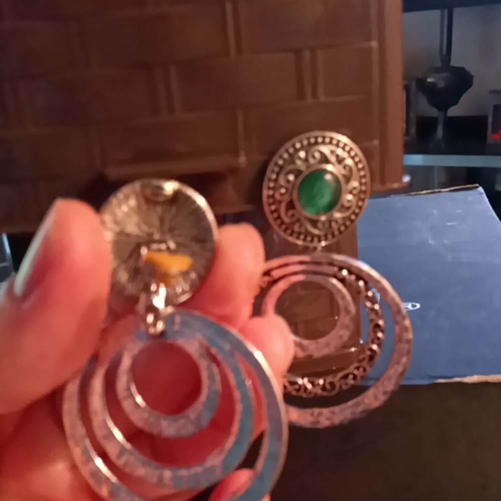 Paparazzi Silver and Green Double-Circle Earrings - Picture 5 of 5